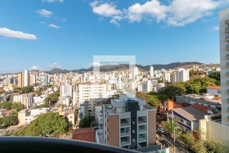 Vista Sala de apartamento à venda com 4 quartos, 110m² em São Pedro, Belo Horizonte