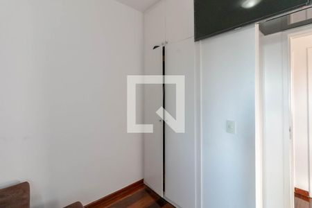 Apartamento à venda com 110m², 4 quartos e 2 vagasQuarto 3
