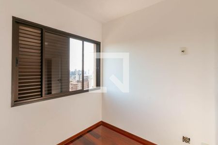 Apartamento à venda com 110m², 4 quartos e 2 vagasQuarto 1