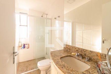 Apartamento à venda com 110m², 4 quartos e 2 vagasBanheiro da Suíte