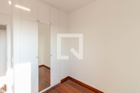 Apartamento à venda com 110m², 4 quartos e 2 vagasQuarto 1