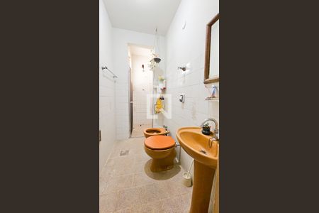 Banheiro Social de casa à venda com 3 quartos, 130m² em Santa Efigênia, Belo Horizonte