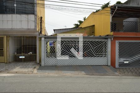 Casa à venda com 209m², 4 quartos e 2 vagasFachada