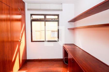 Apartamento para alugar com 130m², 4 quartos e 2 vagas Apartamento para alugar com 130m², 4 quartos e 2 vagasQuarto 1
