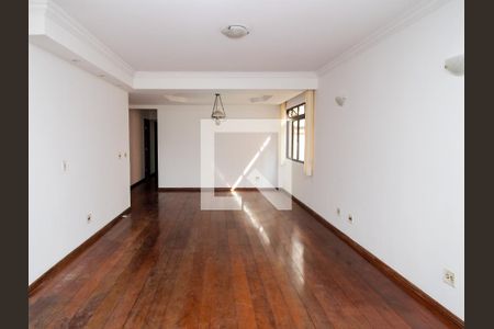 Apartamento para alugar com 130m², 4 quartos e 2 vagas Apartamento para alugar com 130m², 4 quartos e 2 vagasSala