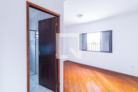 Suite 01 de casa para alugar com 3 quartos, 176m² em Parque Ipe, São Paulo