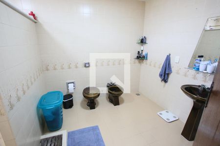 Apartamento à venda com 204m², 5 quartos e 2 vagasBanheiro do Quarto 1