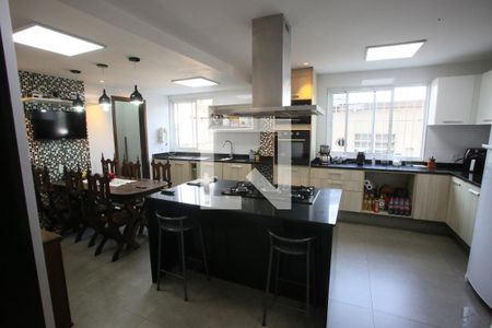 Apartamento à venda com 204m², 5 quartos e 2 vagasCozinha