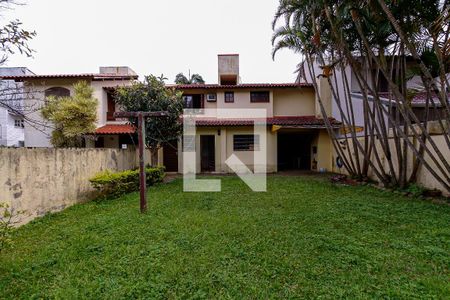 Casa à venda com 186m², 3 quartos e 2 vagas Casa à venda com 186m², 3 quartos e 2 vagasQuintal