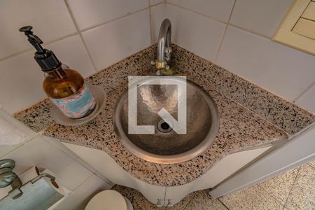 Apartamento para alugar com 74m², 3 quartos e 1 vaga Apartamento para alugar com 74m², 3 quartos e 1 vagaBanheiro