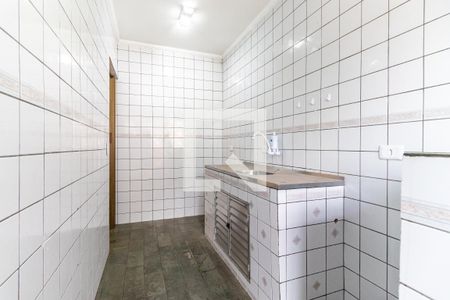 Cozinha de kitnet/studio para alugar com 1 quarto, 25m² em Jardim Lallo, São Paulo