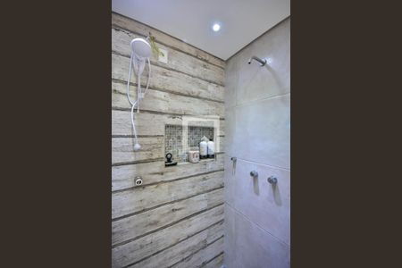 Casa para alugar com 381m², 8 quartos e 4 vagas Casa para alugar com 381m², 8 quartos e 4 vagasBanheiro da Casa 2