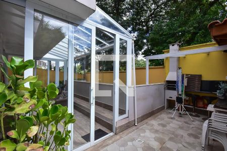 Casa para alugar com 381m², 8 quartos e 4 vagas Casa para alugar com 381m², 8 quartos e 4 vagasVaranda da Casa 1