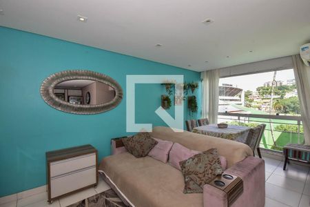 Casa para alugar com 381m², 8 quartos e 4 vagas Casa para alugar com 381m², 8 quartos e 4 vagas Casa 3 - Sala