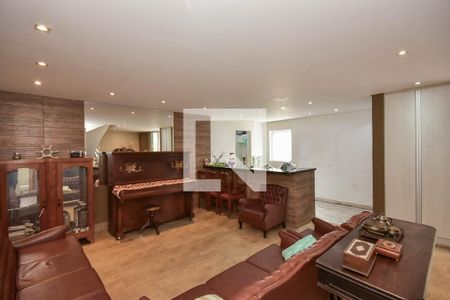 Casa para alugar com 381m², 8 quartos e 4 vagas Casa para alugar com 381m², 8 quartos e 4 vagas Casa 2 - Sala