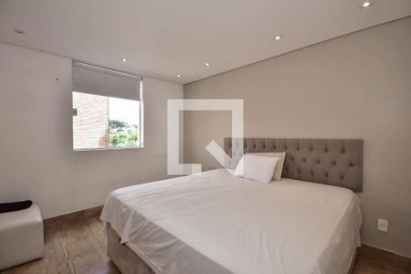 Casa para alugar com 381m², 8 quartos e 4 vagas Casa para alugar com 381m², 8 quartos e 4 vagasSuíte da Casa 2