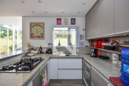 Casa para alugar com 381m², 8 quartos e 4 vagas Casa para alugar com 381m², 8 quartos e 4 vagasCozinha da Casa 1