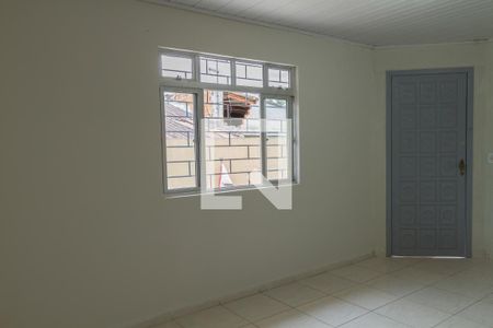 Sala de casa de condomínio para alugar com 3 quartos, 61m² em Cajuru, Curitiba