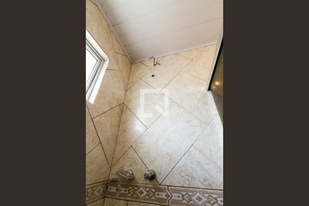 Casa de condomínio para alugar com 61m², 3 quartos e 1 vagaDetalhe do banheiro