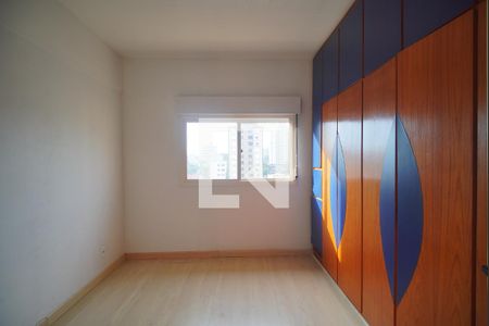 Quarto 2 de apartamento à venda com 2 quartos, 180m² em Pátria Nova, Novo Hamburgo