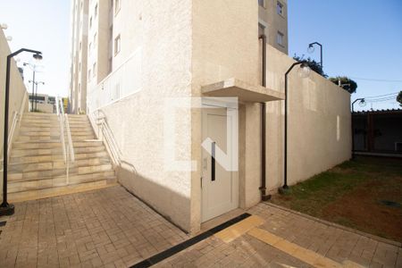 Apartamento à venda com 35m², 2 quartos e sem vagaÁrea comum - Elevador