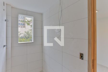Banheiro de kitnet/studio para alugar com 1 quarto, 25m² em Barro Preto, Belo Horizonte