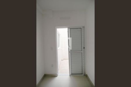 Área de Luz - Quarto de kitnet/studio para alugar com 1 quarto, 41m² em Jardim Leocádia, Sorocaba