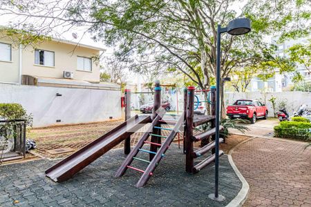 Casa de condomínio à venda com 80m², 2 quartos e 2 vagasÁrea comum - Playground