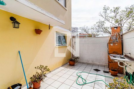 Casa de condomínio à venda com 80m², 2 quartos e 2 vagasQuintal