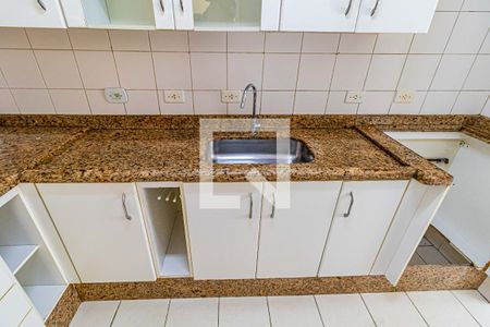 Casa de condomínio à venda com 80m², 2 quartos e 2 vagasCozinha