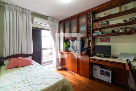Apartamento à venda com 115m², 3 quartos e 2 vagasQuarto 1