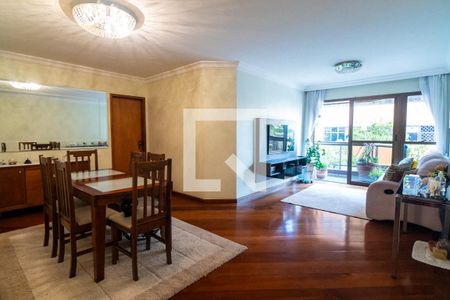 Apartamento à venda com 115m², 3 quartos e 2 vagasSala