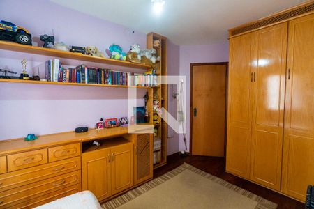 Apartamento à venda com 115m², 3 quartos e 2 vagasQuarto 2