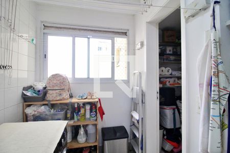 Apartamento à venda com 118m², 3 quartos e 2 vagasÁrea de Serviço / Banheiro de Serviço