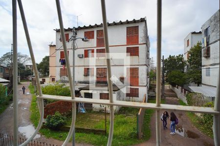 Quarto  1_Vista  de apartamento para alugar com 2 quartos, 40m² em Rubem Berta, Porto Alegre
