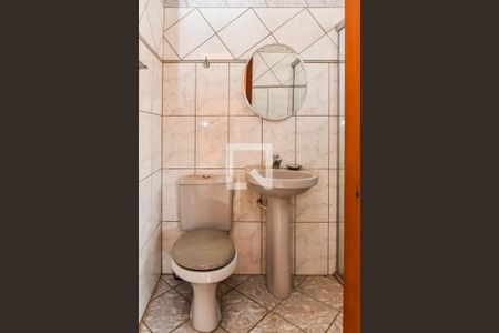 Casa à venda com 200m², 3 quartos e 3 vagasBanheiro