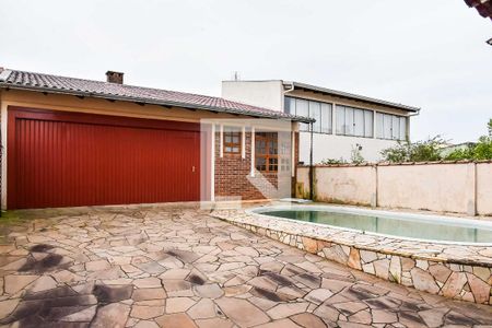 Casa à venda com 200m², 3 quartos e 3 vagasPátio