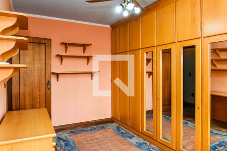 Casa à venda com 200m², 3 quartos e 3 vagasQuarto 2