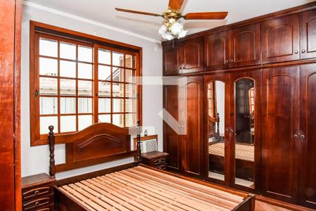 Suíte de casa à venda com 3 quartos, 200m² em Jardim Dona Leopoldina, Porto Alegre