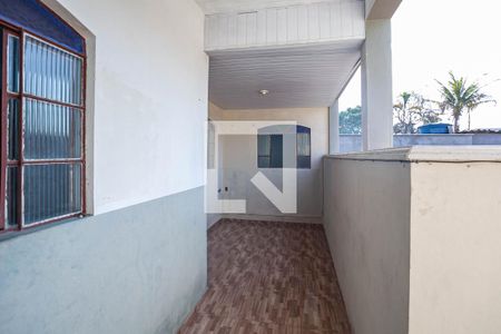 Apartamento para alugar com 70m², 3 quartos e sem vagaEntrada
