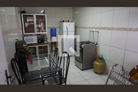 Casa à venda com 300m², 3 quartos e 2 vagasCasa anexa Cozinha
