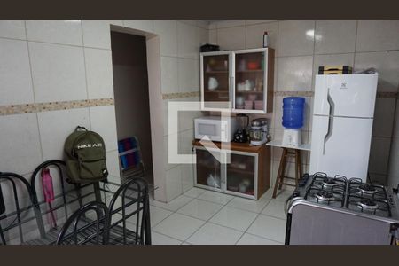 Casa à venda com 300m², 3 quartos e 2 vagasCasa anexa Cozinha