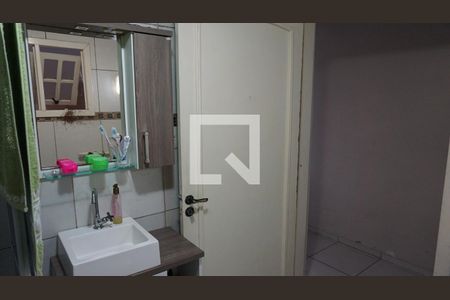 Casa à venda com 300m², 3 quartos e 2 vagasCasa anexa Banheiro