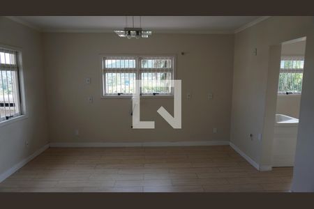 Casa à venda com 300m², 3 quartos e 2 vagasCozinha e Área de Serviço