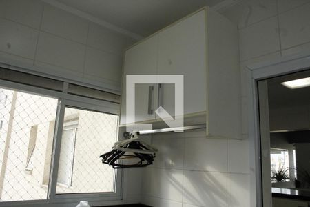 Apartamento à venda com 128m², 4 quartos e 2 vagasDetalhe da área de serviço