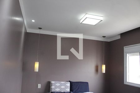 Apartamento à venda com 128m², 4 quartos e 2 vagasDetalhe da suite