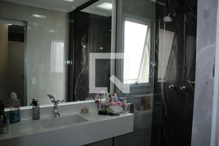 Apartamento à venda com 128m², 4 quartos e 2 vagasBanheiro da suite