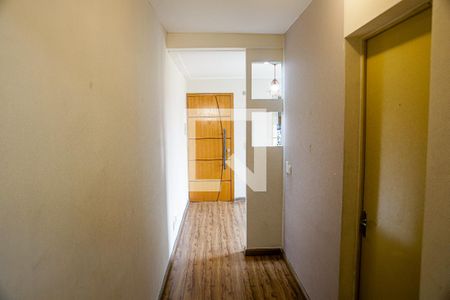 Corredor de apartamento à venda com 2 quartos, 45m² em Parque das Nações, Santo André