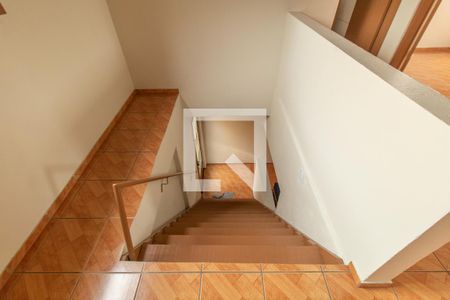 Casa à venda com 12m², 2 quartos e 1 vagaEscada