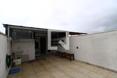 Apartamento para alugar com 93m², 2 quartos e 1 vagaQuintal